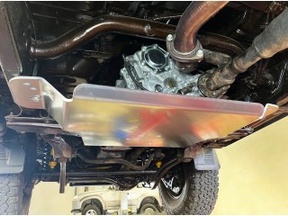 Ski de protection boîte de transfert en aluminium de 8mm pour Toyota GRJ71 HZJ71 HZJ74 N4-Offroad