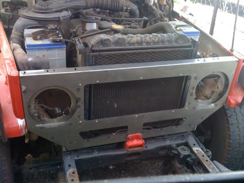 Calandre masque avant en acier J4 N4-Offroad