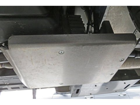 Ski de protection boîte de transfert en aluminium de 8mm pour Iveco Daily 4x4 07/2014-10/2019 N4-Offroad