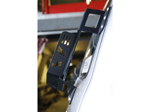 Support de plaques à sable Maxtrax sur le hayon pour Toyota HDJ100 N4-Offroad