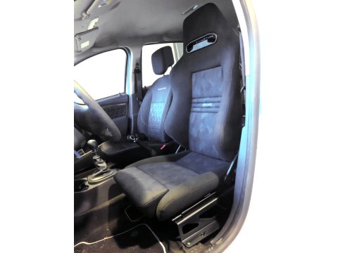 Embase de siège Recaro côté gauche pour Dacia Duster N4-Offroad