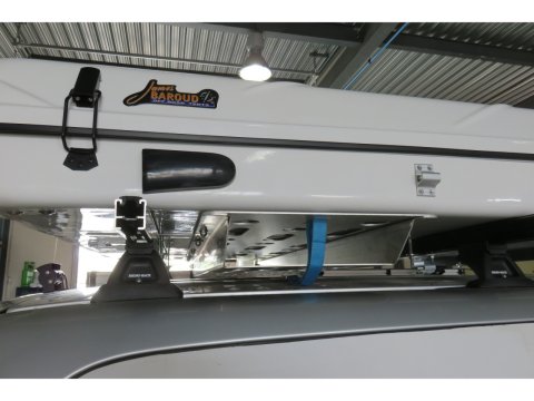 Support d'échelle sous tente James Baroud N4-Offroad