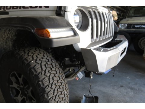 Pare-chocs avant acier Wrangler JL platine treuil intégrée banane courte N4-Offroad