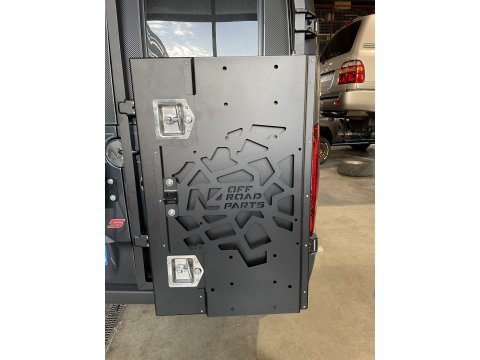 Coffre en aluminium pour le porte tout N4-PR3000 sur Mercedes Sprinter W907 N4-Offroad
