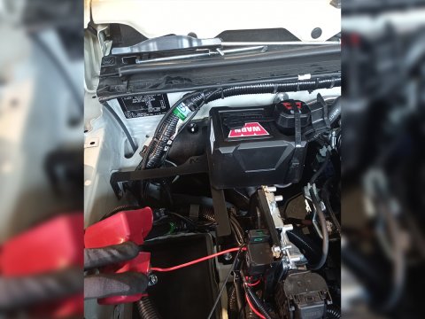 Kit support boitier relais treuil dans compartiment moteur Jimny 2018+ N4-Offroad