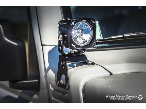 Supports feux longues portées baie pare-brise Suzuki Jimny après 2018 N4-Offroad