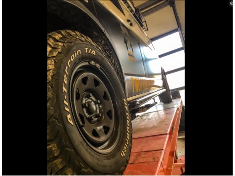 Jante acier Triangular noire 7x16 5x120 Volkswagen Transporter T5 T6 N4-Offroad