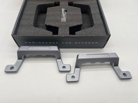 Poignées de maintien intérieur montant de pare brise N4-Offroad en aluminium pour Land Cruiser Série 7