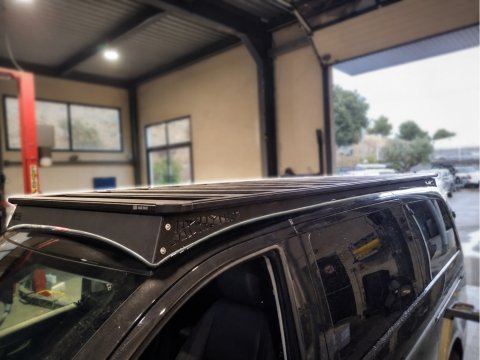Kit fixation N4-Offroad galerie ARB Baserack sur Mercedes Vito W447