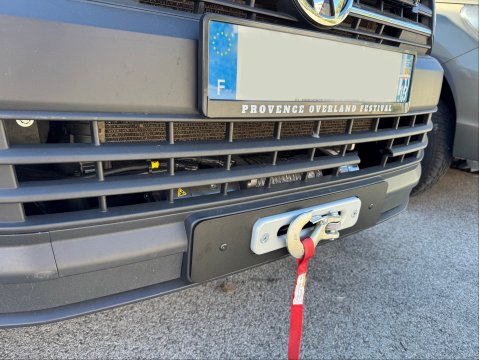 Platine treuil intégrée pare-chocs origine Volkswagen Transporter T5 T6 T6.1