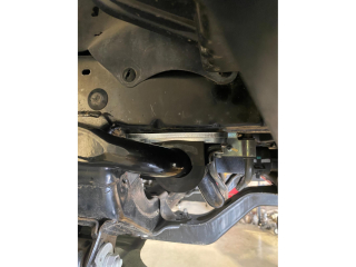 Kit modification ancrages barre stabilisatrice avant pour Toyota Hilux Revo N4-Offroad