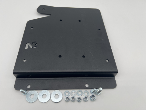 Platine support d'accessoires dans compartiment moteur côté droit pour Mercedes Sprinter W907 N4-Offroad