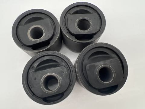 Kit de 4 silent blocs excentriques 2° caoutchouc HDJ80 KZJ70 HZJ78 Patrol GR Y60 Y61 N4-Offroad